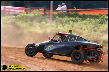 Image attach&eacute;e