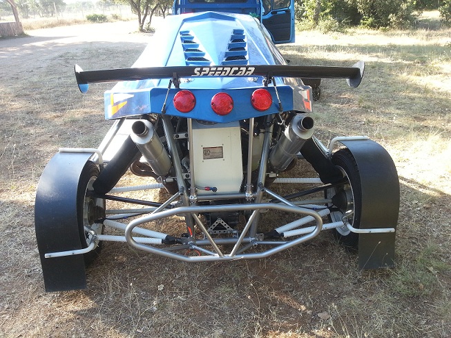 Image attach&eacute;e