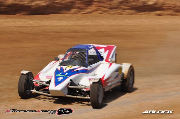 Image attach&eacute;e