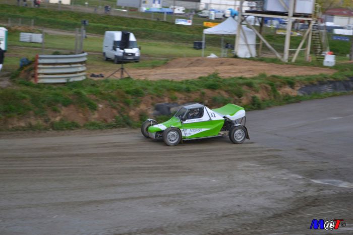 Image attach&eacute;e