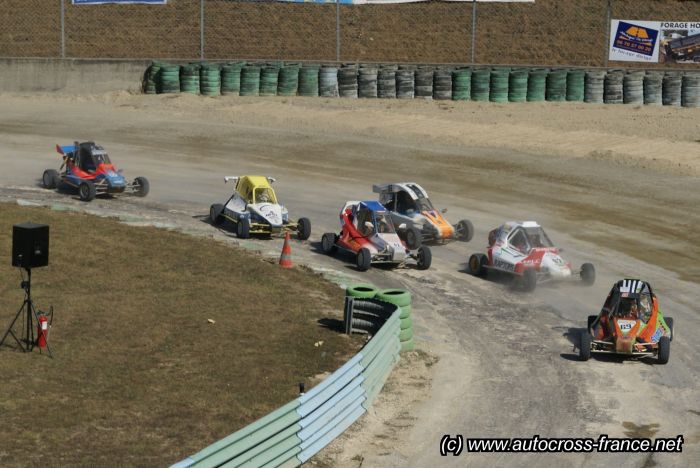 לחץ לתצוגת גודל מלא