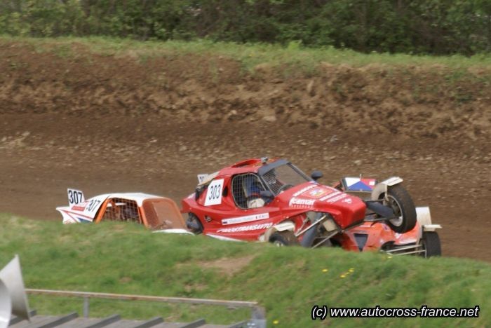 לחץ לתצוגת גודל מלא