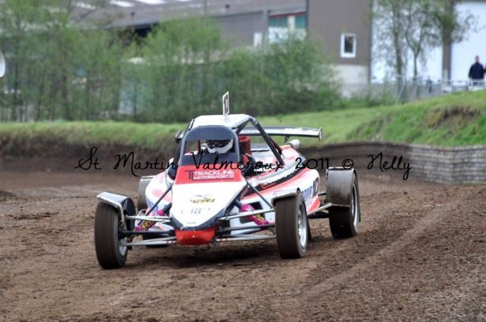 クリックでフルサイズのイメージを表示